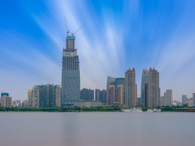 万科郁亮被举报风波背后，房企高管风波对市场影响?(图1)