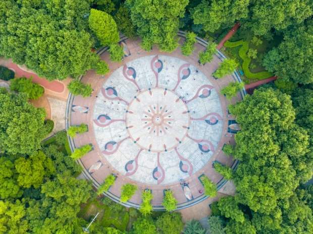 上海将推动小区按质论价调整物业费,物业费调价是否合理公开?(图1)