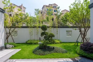 长沙一居民家中惊现眼镜王蛇,家居环境中如何有效避蛇?(图1)