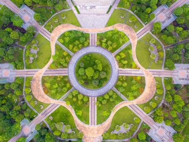 央媒评征地补偿款被理财:说清去向!房地产依赖减少后果?(图1) 央媒评征地补偿款被理财:说清去向!房地产依赖减少后果?(图1)