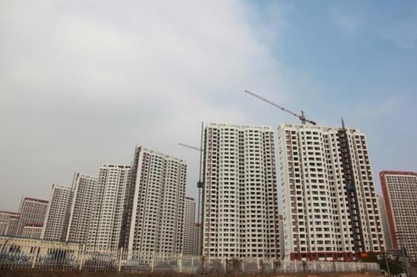 城市分化下的购房指南：2025年末核心与三四线城市策略解析(图3)