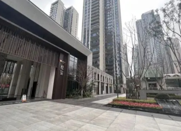 地铁旁绿化好小区怎么选?从配套到居住体验全解析(图2) 地铁旁绿化好小区怎么选?从配套到居住体验全解析(图2)